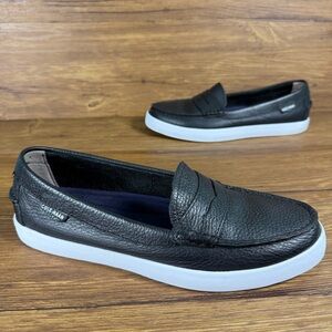 COLE HAAN ‘Nantucket’ Penny Loafers Slip-On Shoes Women’s Size 7.5 Shoes